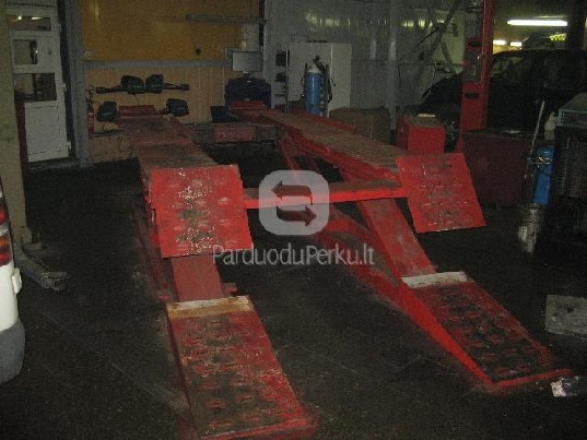 Parduodame žirklinį keltuvą automobiliams