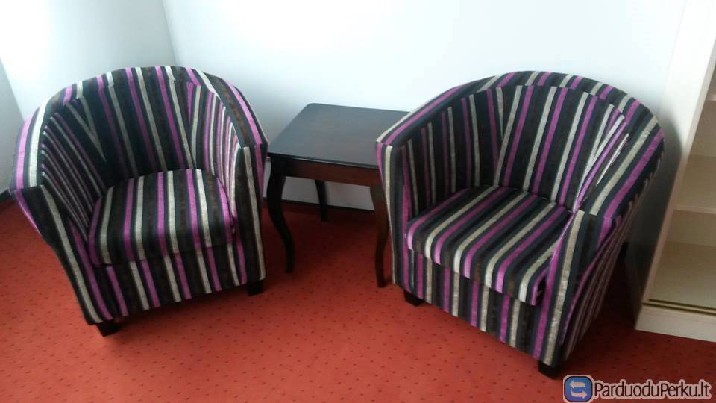 Parduodami puikios būklės svetainės baldai