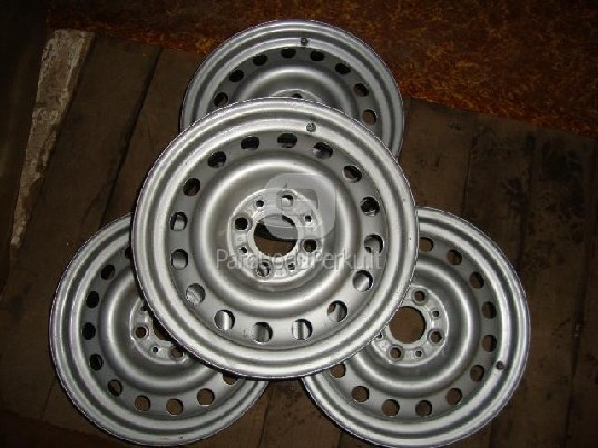 Parduodami Saab R- 15 Naudoti, katik restauruoti ir dazyti r