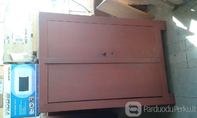 Parduodamos metalinės spintos