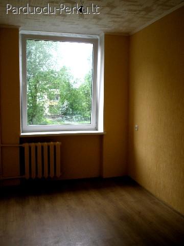 Parduodu 1 kambario butą Sausio 15-osio g. 5/2 aukšte,.