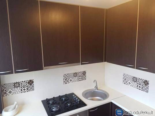 Parduodu 2 kambarių butą Taikos pr., 5/4 aukštas,47 kv/m.