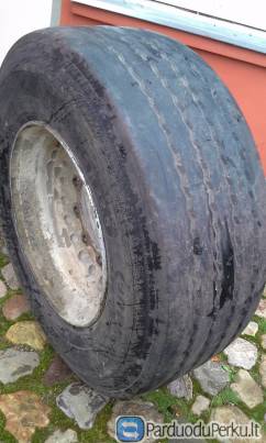 Parduodu 2 priekabos padangas