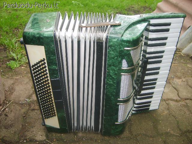 Parduodu akordeona Voshod 3