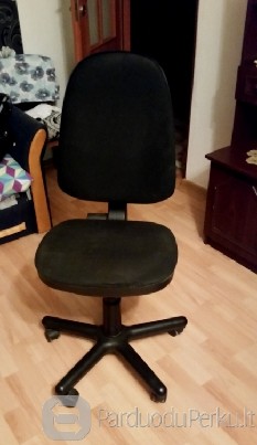 Parduodu biuro kedę