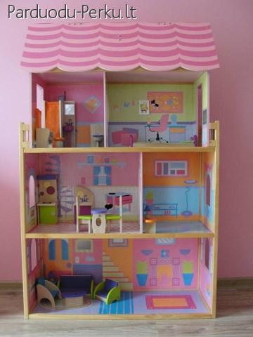 Parduodu didelį lėlių namą su baldais