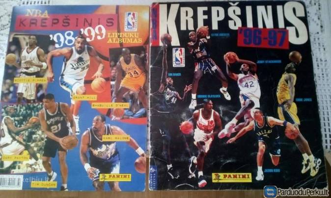 Parduodu du Nba lipdukų albumus.
