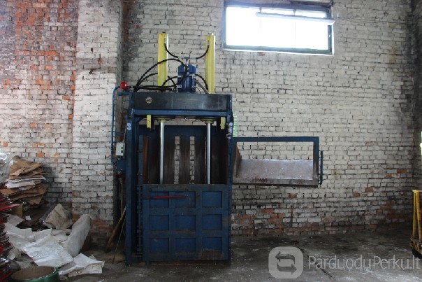 Parduodu hidraulinį presą.