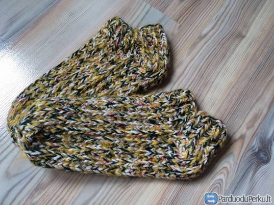 Parduodu megztas tapkes-kojines