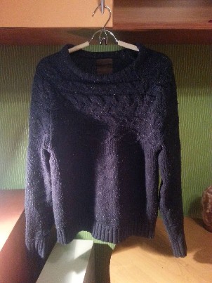 Parduodu melyna "Bershka" megstini