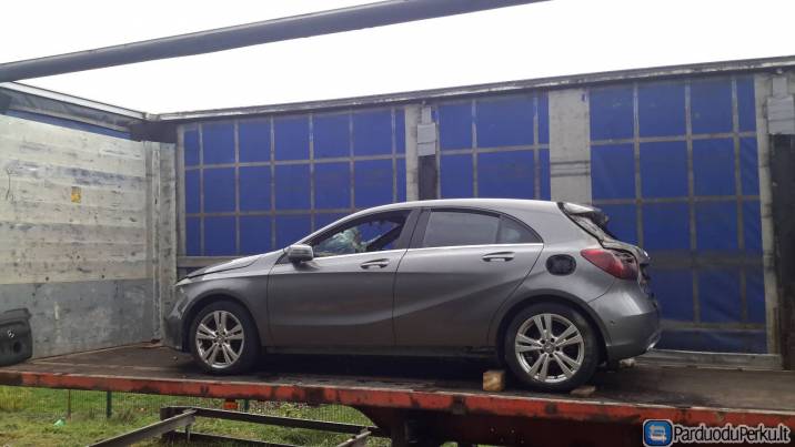 Parduodu Mersedes Benz A180 dalimis kainos sutartines