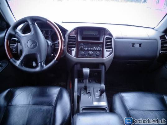 Parduodu Mitsubishi Pajero 3.2D