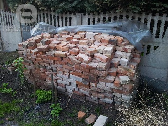 Parduodu naudotas plytas