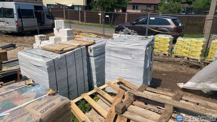 Parduodu naujas silikatines plytas