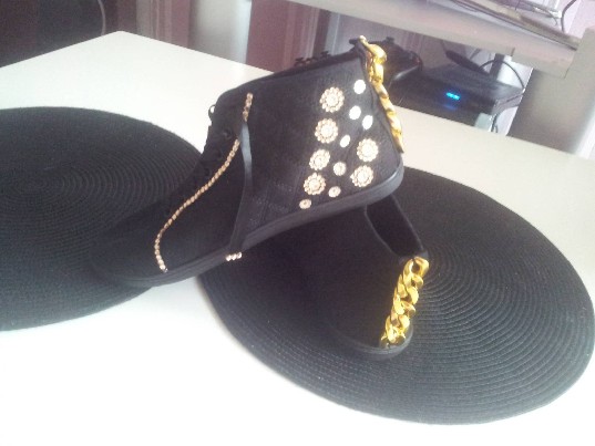 parduodu NAUJUS stilingus kedukus