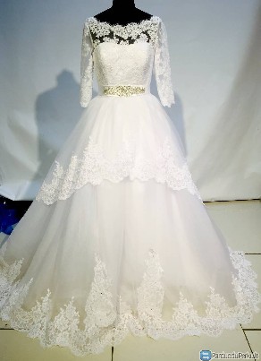 Parduodu nedėvėta naują vestuvinę suknelę