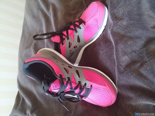 Parduodu nike bėgimo batelius