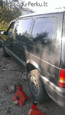 Parduodu pontiakus transportus dalimis