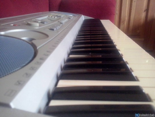 Parduodu PSR-275 klaviatūrą (beveik nenaudota)