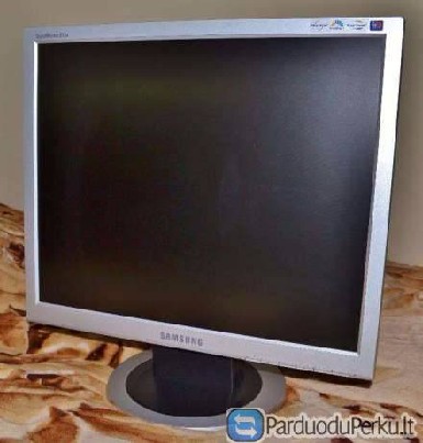 Parduodu Samsung SyncMaster 913N 19"