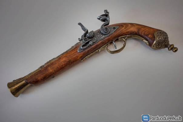 PARDUODU SENOVINIO PISTOLETO MODELĮ