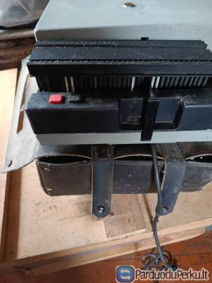 Parduodu skaidrių projektorių