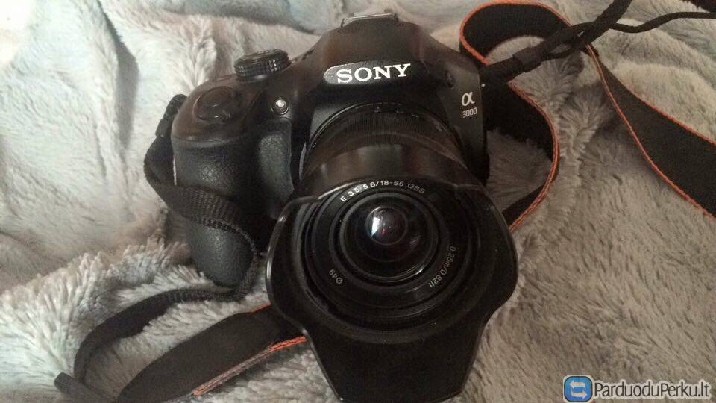 Parduodu Sony a3000 fotoaparata