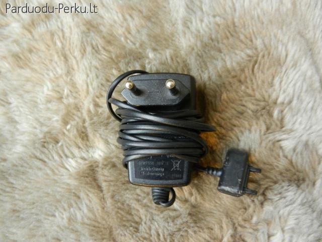 Parduodu Sony Ericsson telefonų kroviklį