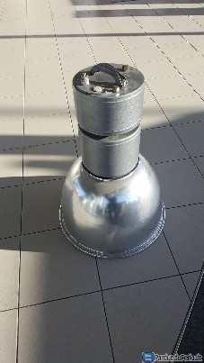 Parduodu vokiškus 400W pramoninius šviestuvus