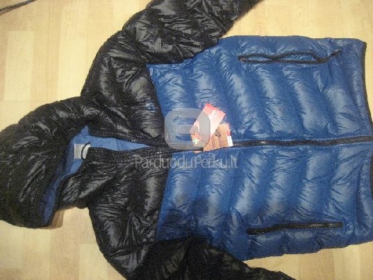 Parduodu ziemine Nike SPORSWEAR striuke