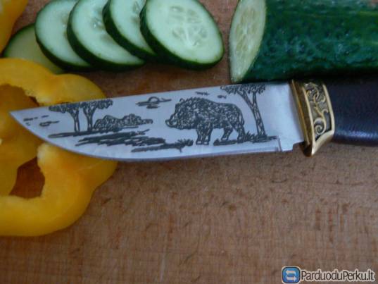 Peilis turizmiu iskyloms