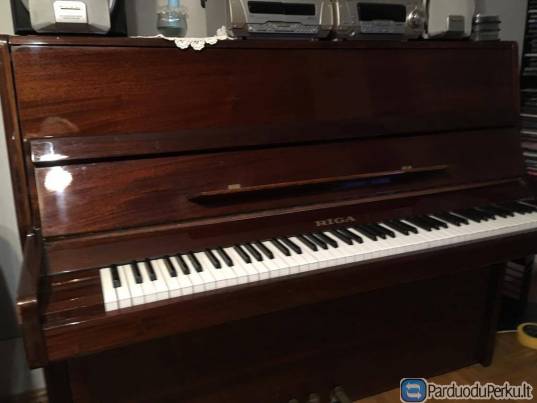 Pianinas RIGA