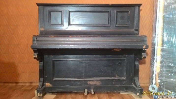 Pianinas TH.MANN & CO