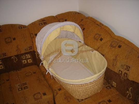 Pintas lopšiukas-lovytė