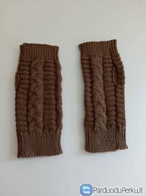 Pirštinės rudos spalvos