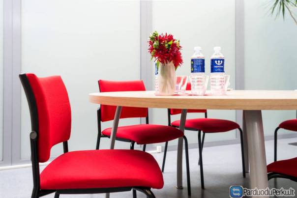 POSĖDŽIŲ KAMBARIŲ, KONFERENCIJŲ SALĖS NUOMA