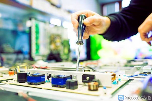 Profesionalus.kokybiškas televizorių taisymas su garantija jums geresne kaina Kaune 1.