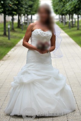 Pronovias "Durcal" vestuvinė suknelė, 400 Eur