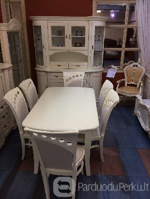 Provanso stiliaus stalas su 6 kėdėmis