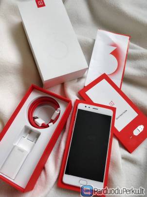 Puikaus stovio Oneplus 3 Gold telefonas