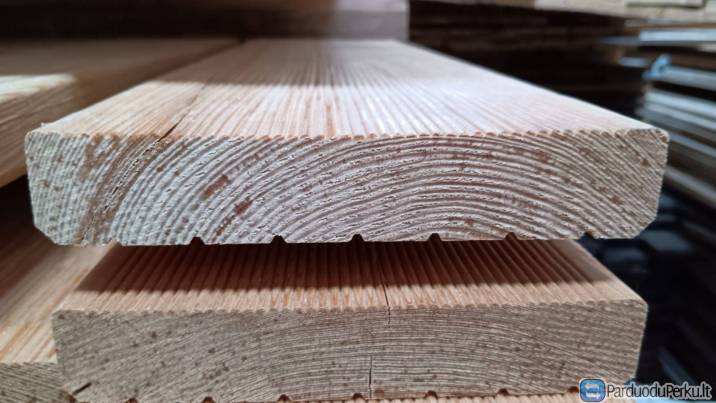 Pušies impregnuotos terasinės lentos