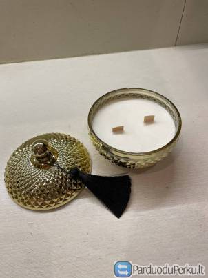 Rankų darbo kvepiančios sojų žvakės