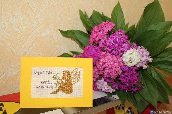 ranku darbo atvirutes