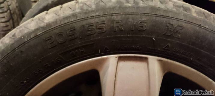 Ratlankiai su padangomis