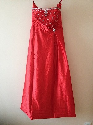 Raudona vakarinė/proginė suknelė