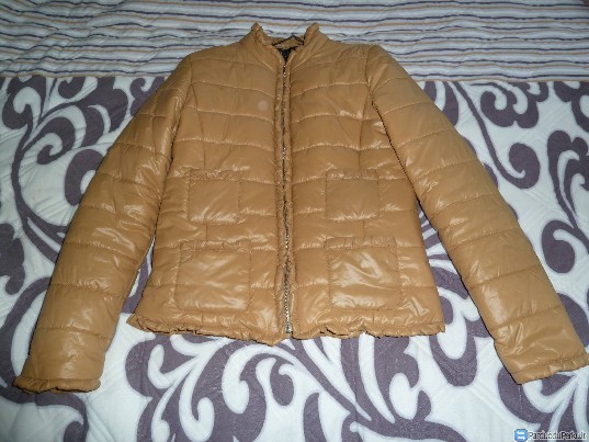 Ruda striukė mergaitei