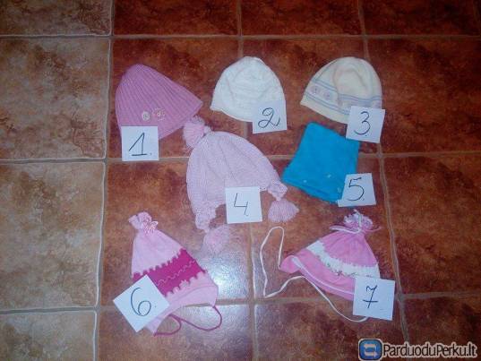 Rudeninės/pavasarinės kepurytės nuo 1 iki 4 m. amžiaus vaikams.