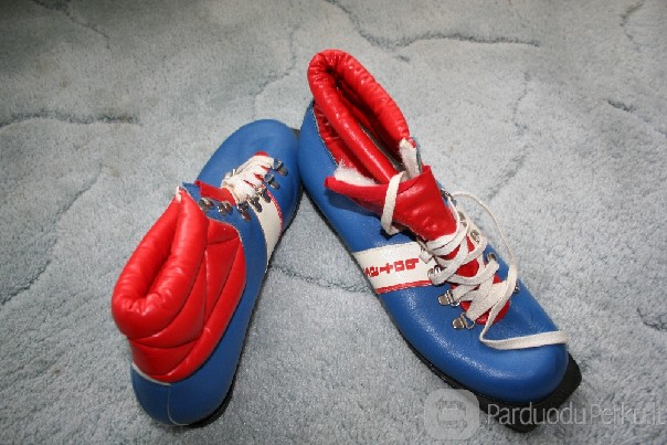 Ruoštis žiemai-batai slidėms