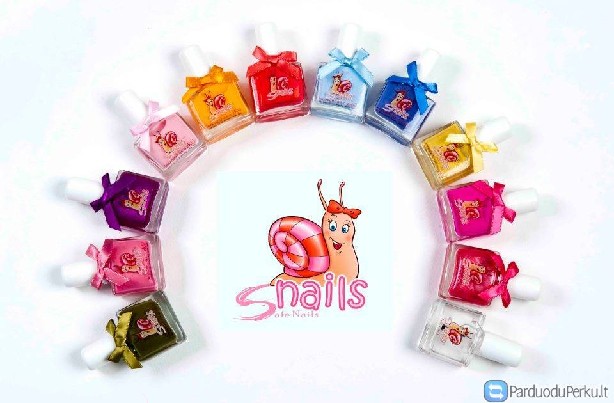 Saugus vandeniu nuplaunamas nagų lakas