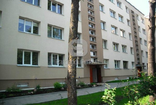 SAVININKAS parduoda arba keičia 2K butą Alytuje!!!